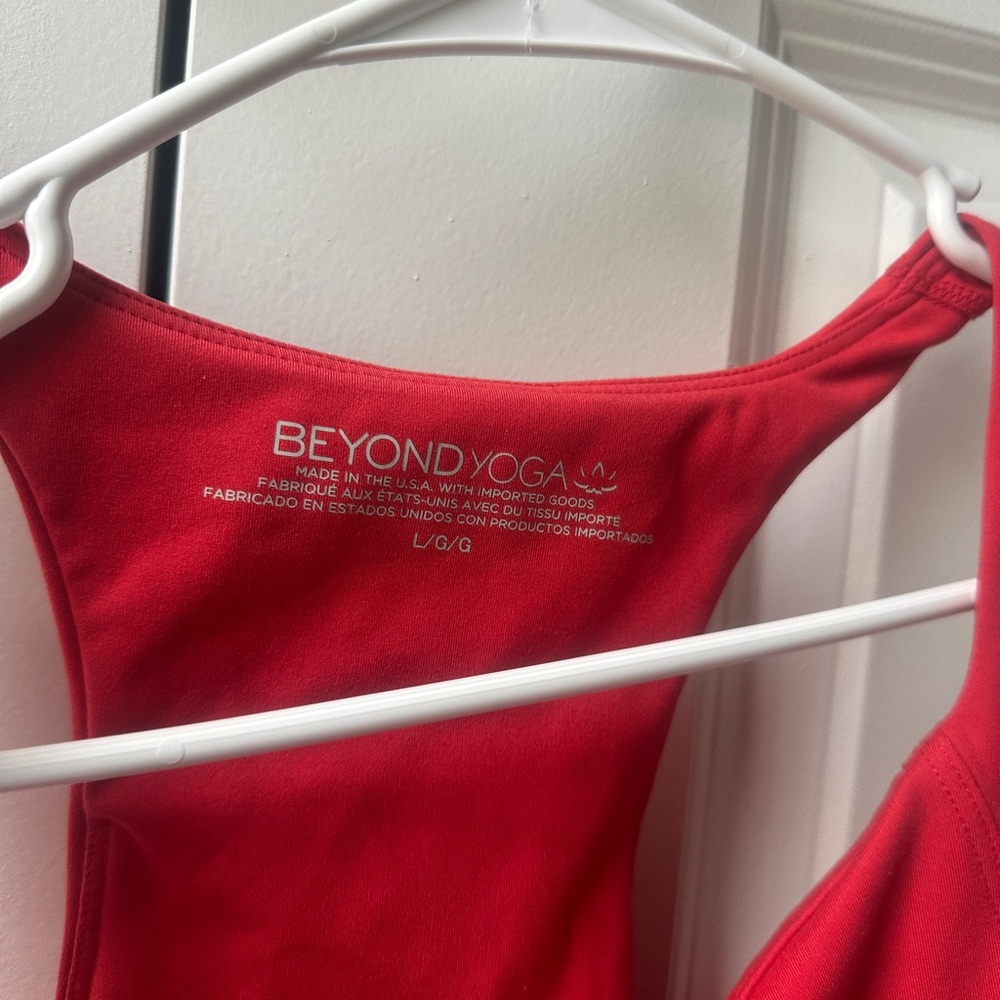 Beyond Yoga PowerBeyond Intensity Racerback Cropped Tank - Picture 3 of 3